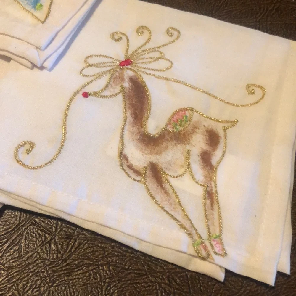 Pier one imports cloth napkins